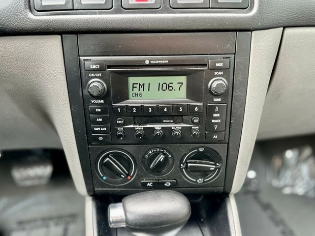 2005 Volkswagen Golf 4dr Hatchback GL Manual - 22949002 - 15