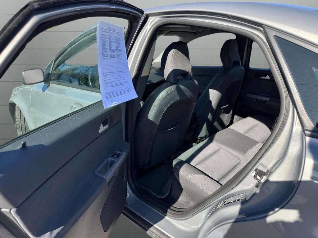 2005 Volvo S40 2.4i 4dr Sedan - 22943746 - 12