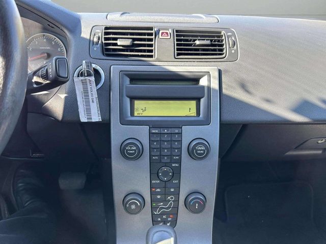 2005 Volvo S40 2.4i 4dr Sedan - 22943746 - 22