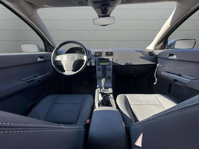 2005 Volvo S40 2.4i 4dr Sedan - 22943746 - 29