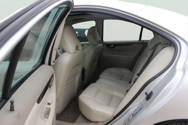 2005 Volvo S60 T5 4dr Turbo Sedan - 23011879 - 5