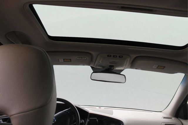 2005 Volvo S60 T5 4dr Turbo Sedan - 23011879 - 7