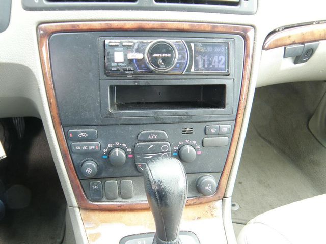 2005 Volvo V70 2.5T - 23096961 - 9