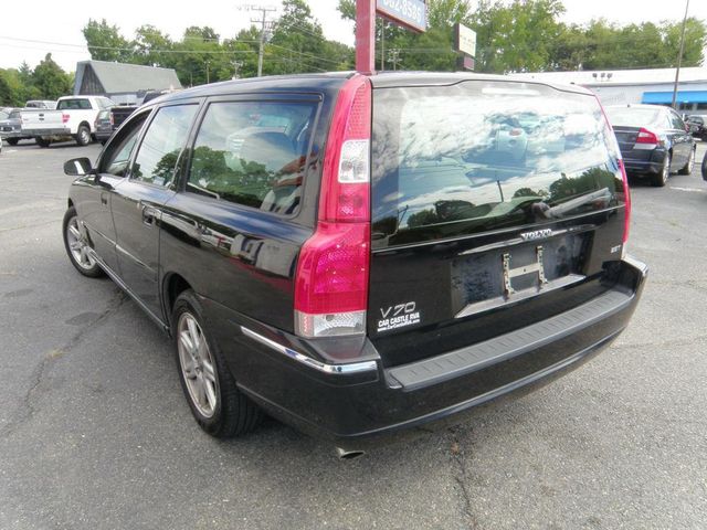 2005 Volvo V70 2.5T - 23096961 - 2