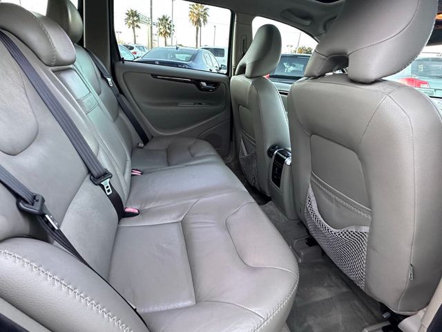 2005 Volvo XC70 Base AWD 4dr Turbo Wagon - 22993985 - 16