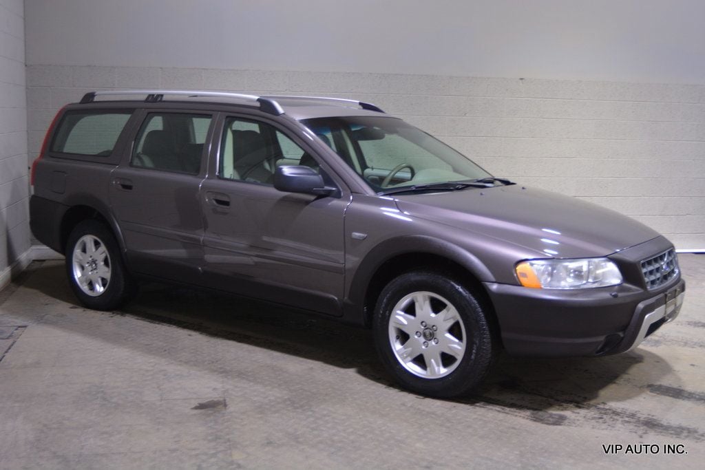 2005 Volvo XC70 Base Trim - 22742171 - 0