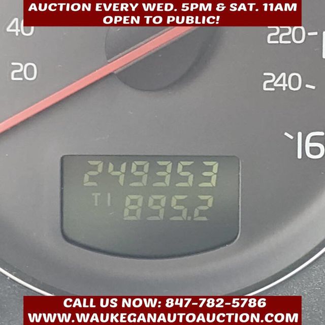 2005 Volvo XC90 4dr 2.5L Turbo AWD w/Sunroof/3rd - 22898503 - 9