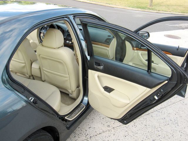 2006 Acura TSX 4dr Sedan Automatic - 22513706 - 25