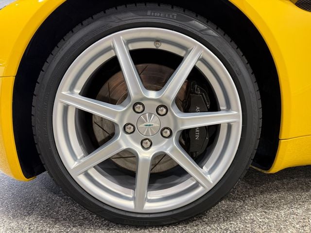 2006 Aston Martin Vantage 6 SPEED MANUAL - 23042738 - 13