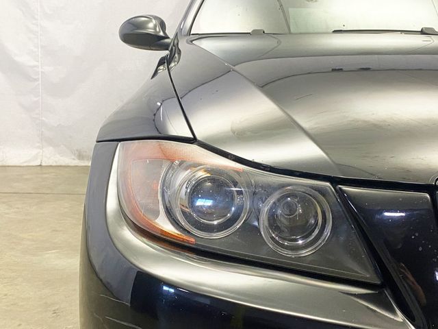 2006 BMW 3 Series 1 Owner / ALL WHEEL DRIVE  - 22954776 - 11