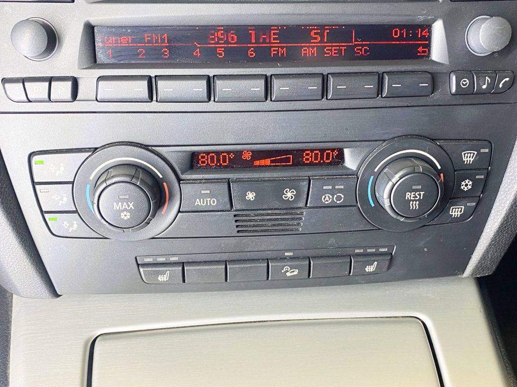 2006 BMW 3 Series 1 Owner / ALL WHEEL DRIVE  - 22954776 - 30