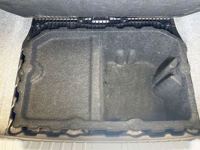 2006 BMW 3 Series 1 Owner / ALL WHEEL DRIVE  - 22954776 - 56