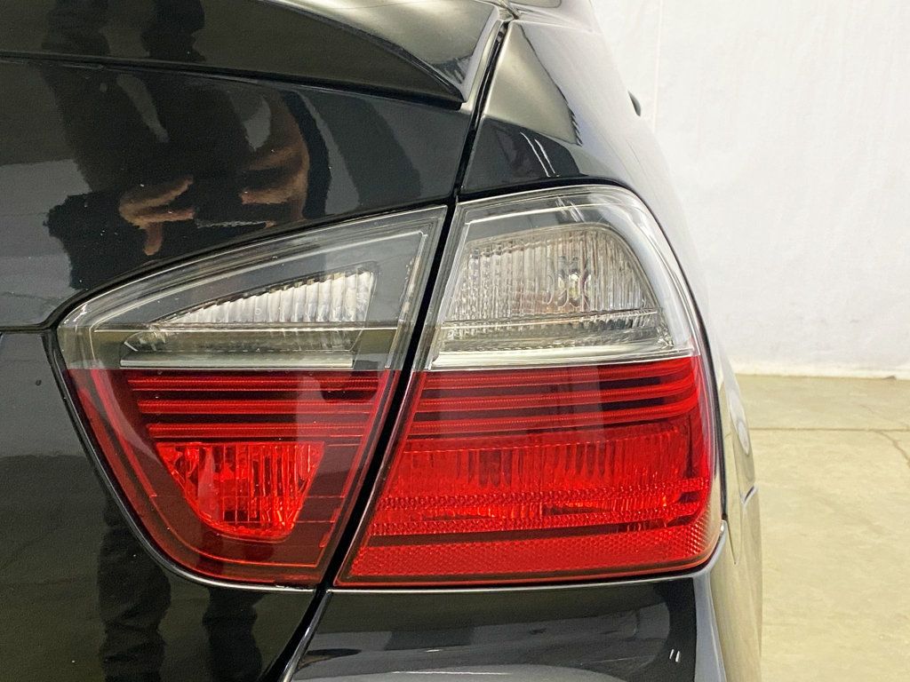 2006 BMW 3 Series 1 Owner / ALL WHEEL DRIVE  - 22954776 - 5