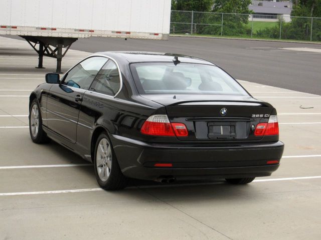 2006 BMW 3 Series 325Ci - 22052479 - 11