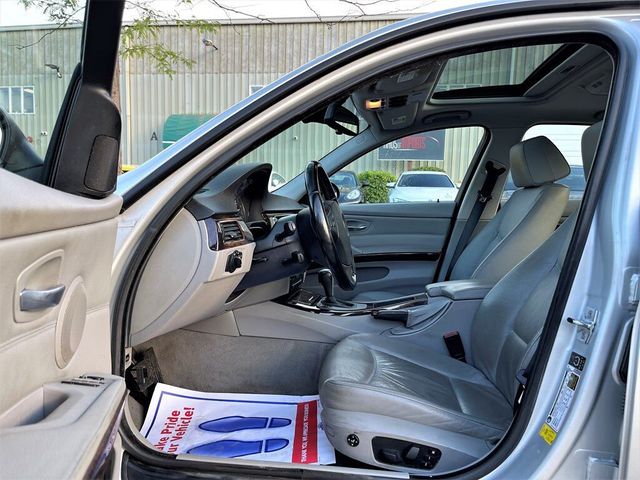 2006 BMW 3 Series 325i 4dr Sedan - 21484135 - 11