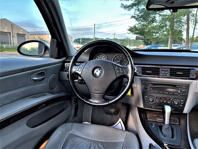 2006 BMW 3 Series 325i 4dr Sedan - 21484135 - 16
