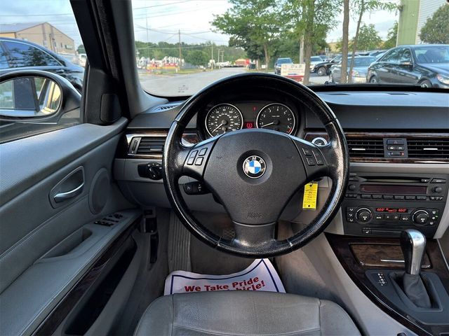 2006 BMW 3 Series 325i 4dr Sedan - 21484135 - 18