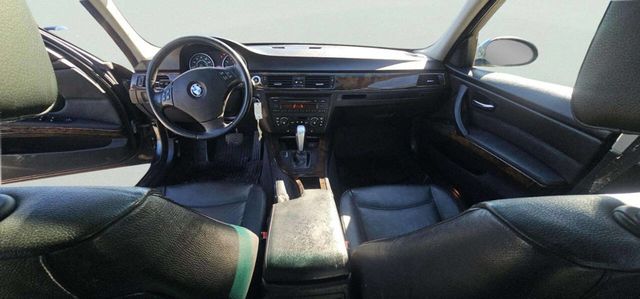 2006 BMW 3 Series 325xi - 22996716 - 7