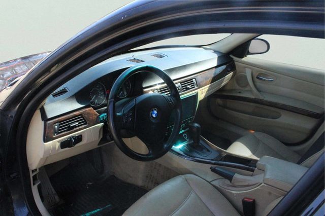 2006 BMW 3 Series 330xi - 23004569 - 7