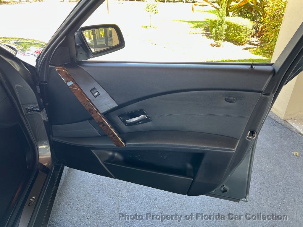 2006 BMW 5 Series 525i Sedan Automatic 3.0L - 22839637 - 35