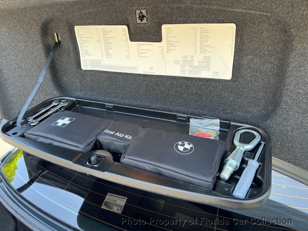 2006 BMW 5 Series 525i Sedan Automatic 3.0L - 22839637 - 89