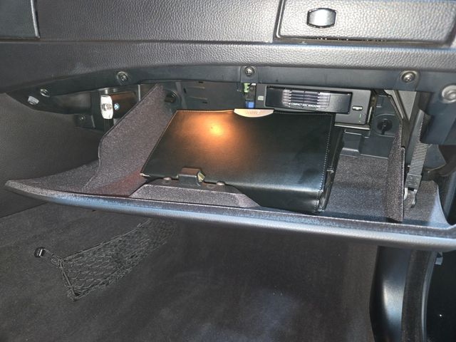 2006 BMW 5 Series 530i - 22975298 - 52