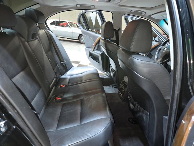 2006 BMW 5 Series 530i - 22975298 - 55