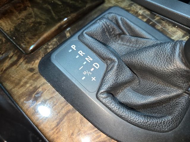 2006 BMW 5 Series 530i - 22975298 - 73