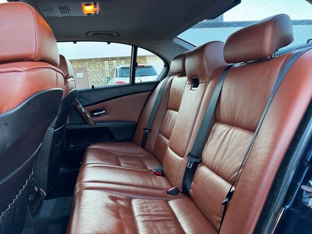 2006 BMW 5 Series 530xi - 22996024 - 12