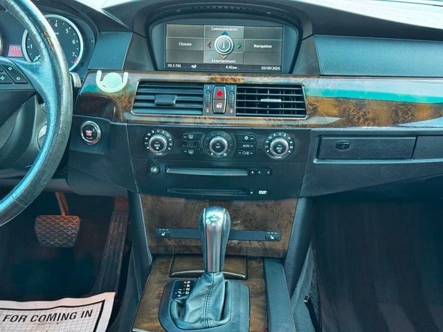 2006 BMW 5 Series 530xi - 22996024 - 19