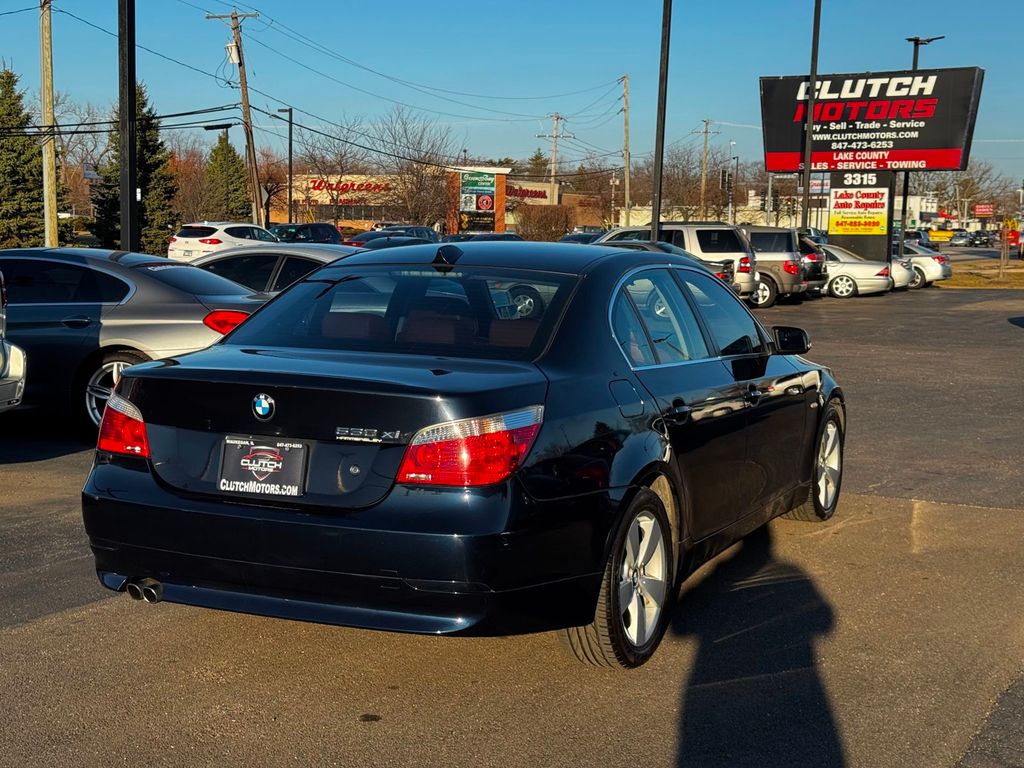 2006 BMW 5 Series 530xi - 22996024 - 3