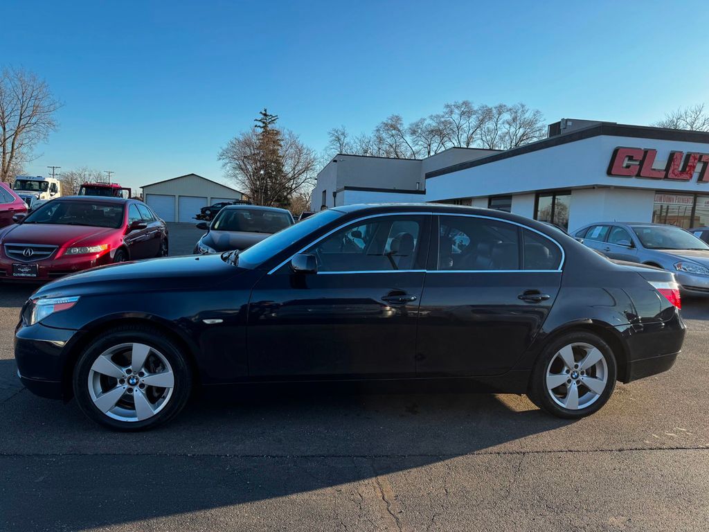 2006 BMW 5 Series 530xi - 22996024 - 6