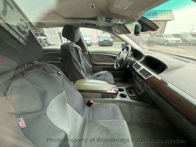 2006 BMW 7 Series 750Li - 23028055 - 9