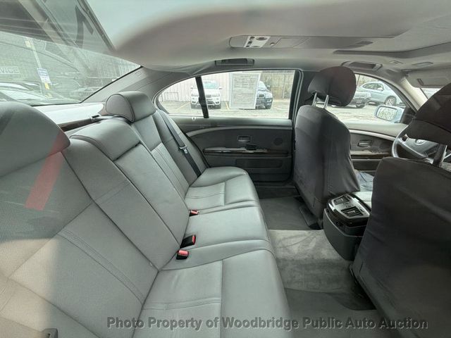 2006 BMW 7 Series 750Li - 23028055 - 8