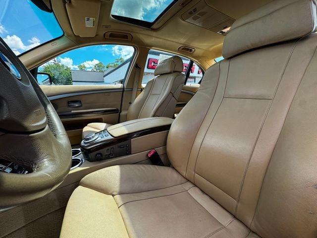 2006 BMW 7 Series 750Li - 23039289 - 14