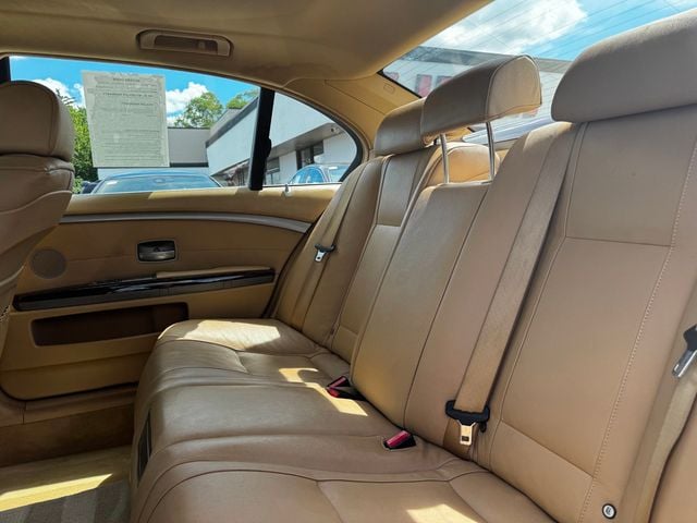 2006 BMW 7 Series 750Li - 23039289 - 16