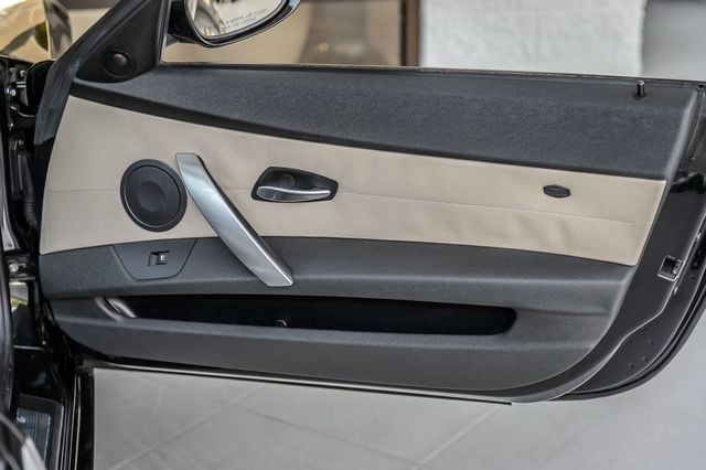 2006 BMW Z4 M ROADSTER - VERY CLEAN - WELL KEPT - VERY RARE - MUST SEE - 22918601 - 31