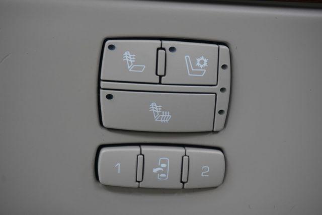 2006 Cadillac DTS 4dr Sedan w/1SC - 23029756 - 15
