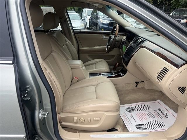 2006 Cadillac DTS Base Trim - 22914701 - 17