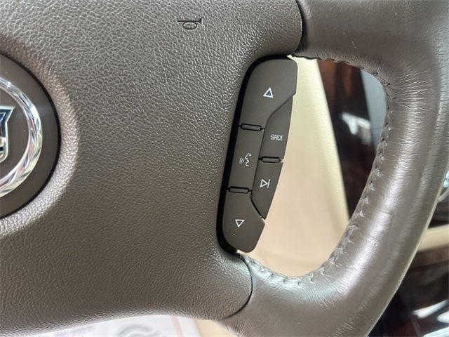 2006 Cadillac DTS Base Trim - 22914701 - 21