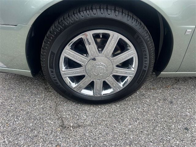 2006 Cadillac DTS Base Trim - 22914701 - 8