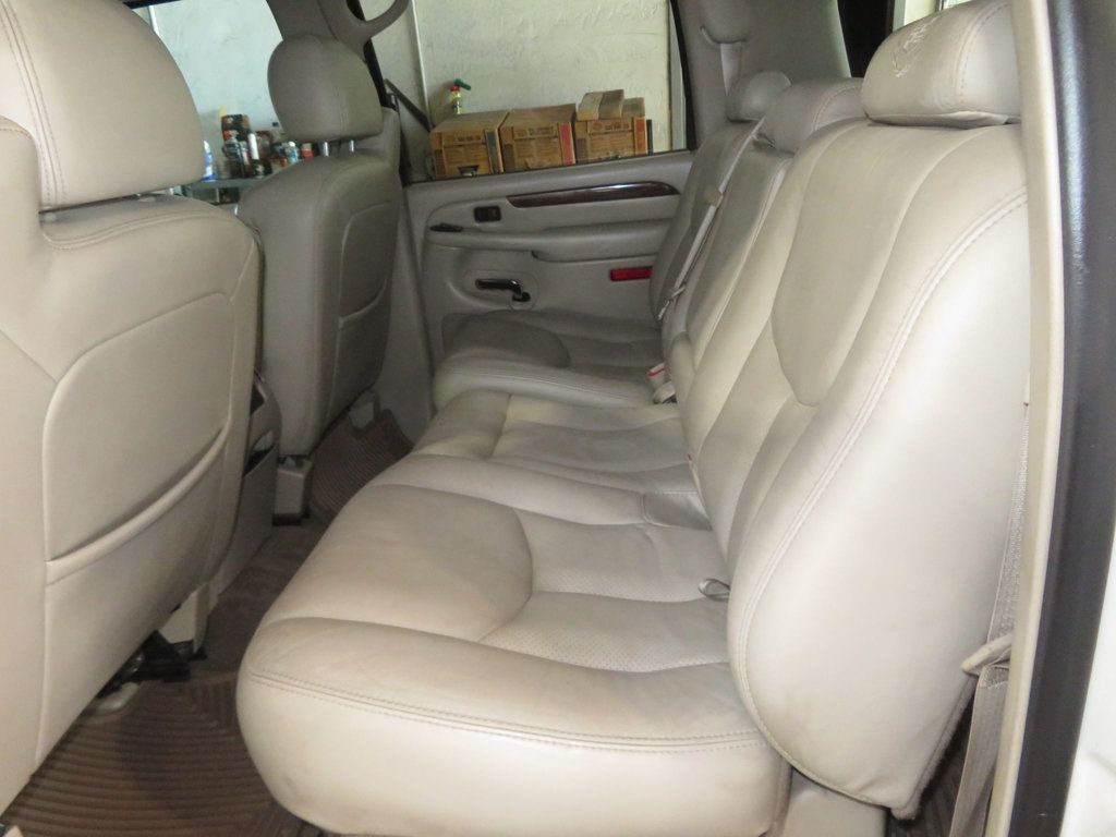 2006 Cadillac Escalade ESV ESCALADE ESV 1OWNER LOW LOW MILES EXTRA CLEAN 6.0 MOTOR  - 22726469 - 18