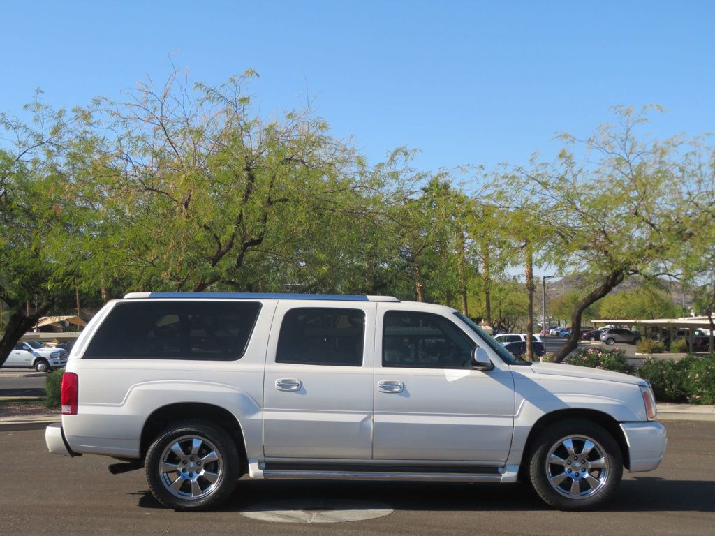 2006 Cadillac Escalade ESV ESCALADE ESV 1OWNER LOW LOW MILES EXTRA CLEAN 6.0 MOTOR  - 22726469 - 2