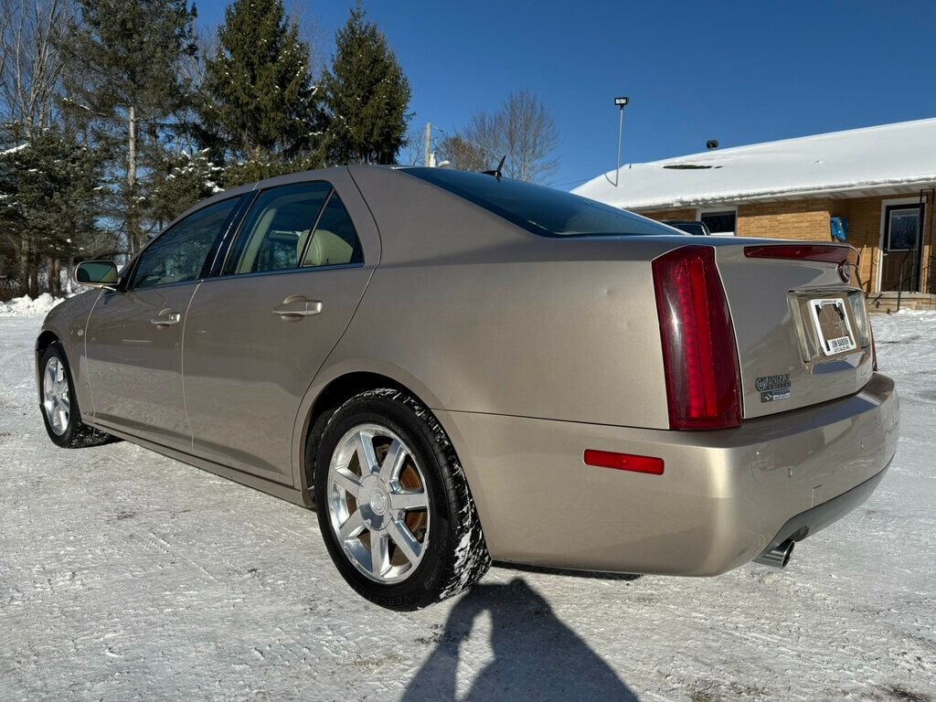 2006 Cadillac STS 4dr Sedan V8 - 22745911 - 4