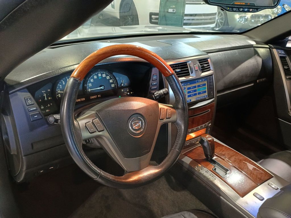 2006 Cadillac XLR 2dr Convertible - 23030476 - 9