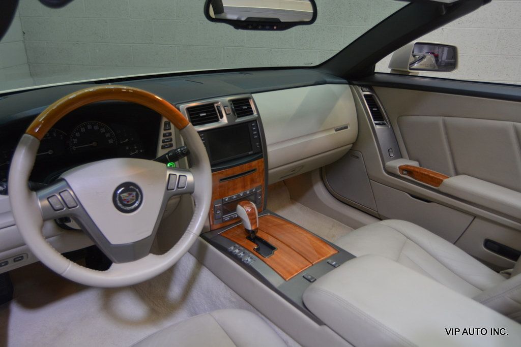 2006 Cadillac XLR 2dr Convertible - 23093068 - 30
