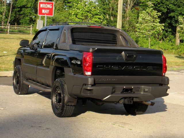 2006 Chevrolet Avalanche 2500 5dr Crew Cab 130" WB 4WD LT - 22503569 - 13