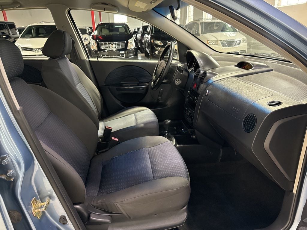 2006 Chevrolet Aveo 4dr Sedan LS - 22975701 - 26