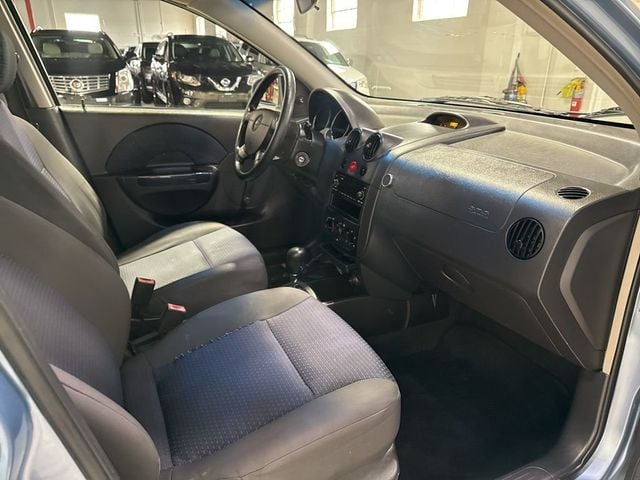 2006 Chevrolet Aveo 4dr Sedan LS - 22975701 - 27