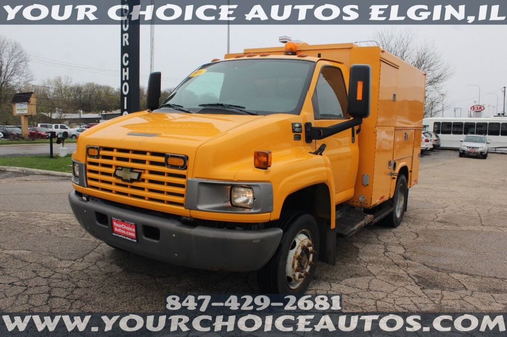 2006 Chevrolet C4500 4X2 2dr Regular Cab 128 224 in. WB - 21915601 - 0